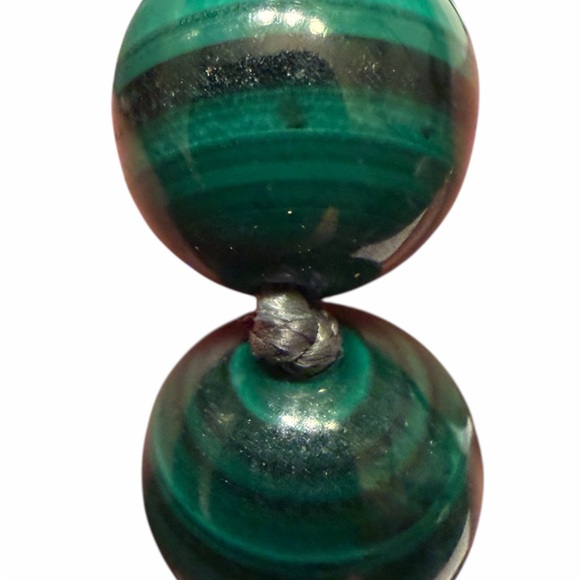 Vintage Malachite Necklace • traditional Hand Knotted silk• Silver gilt clasp - Picture 6 of 10